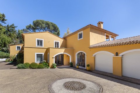 8 bedrooms Villa in Antibes, France No. 67974 26