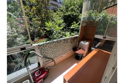 3+1 Apartment en Besiktas, Turkey No. 21719 15