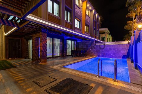 5+1 Villa à Antalya, Turkey No. 21712 4