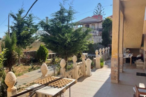 670m² Commercial property in Chania, Greece No. 52035 1