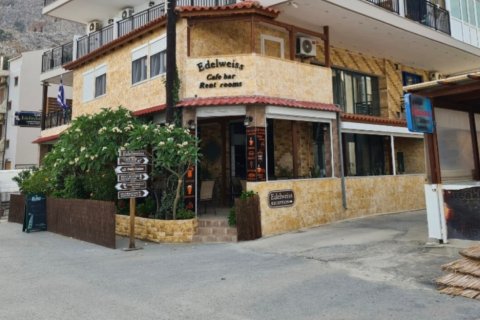 272m² Commercial property en Heraklion, Greece No. 52033 13