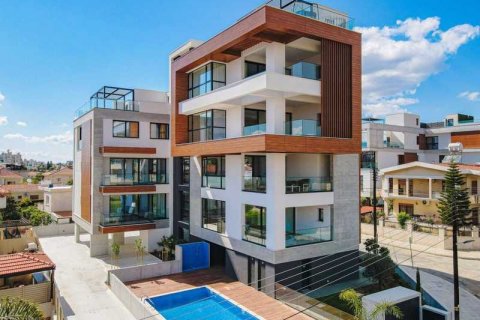 2 dormitorios Apartment en Limassol, Cyprus No. 72269 2