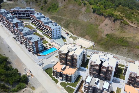 4+1 Apartment en Golcuk, Turkey No. 14242 24