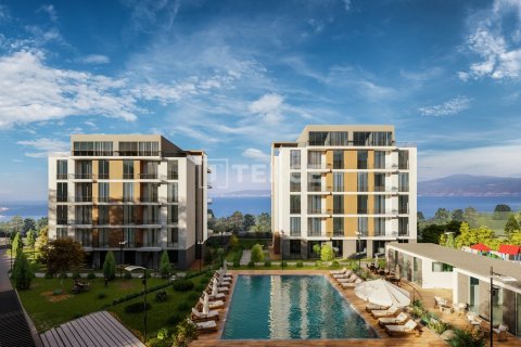 5+1 Apartment en Mudanya, Turkey No. 14202 1