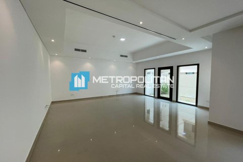 3 bedrooms Townhouse in Al Salam Street, UAE No. 4839 19