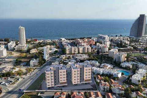 3 bedrooms Apartment in Mouttagiaka, Cyprus No. 64076 9