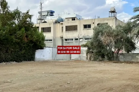 689m² Land à Nicosia, Cyprus No. 36255 4