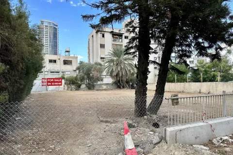 689m² Land à Nicosia, Cyprus No. 36255 2