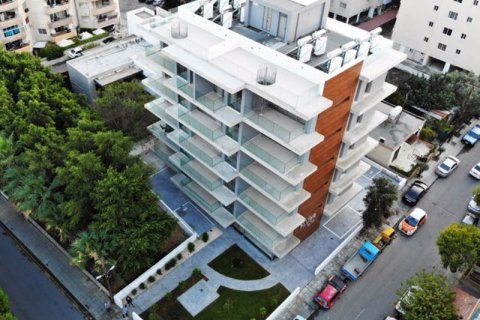 3 bedrooms Apartment in Limassol, Cyprus No. 36746 1