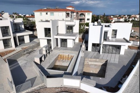 3 bedrooms Villa in Pernera, Cyprus No. 36650 4