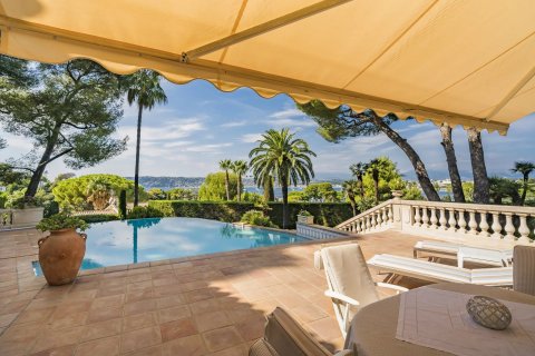 6 bedrooms Villa in Antibes, France No. 69167 11