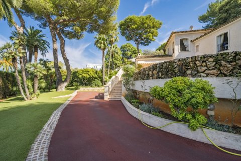 6 bedrooms Villa in Antibes, France No. 69167 12