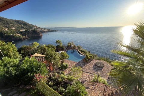 7 bedrooms Villa in Cannes, France No. 69158 24