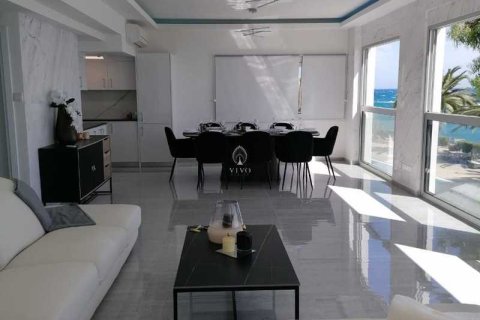 3 bedrooms Apartment in Germasogeia, Cyprus No. 77690 2