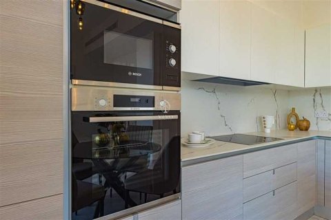 2 bedrooms Apartment in Mesa Geitonia, Cyprus No. 77692 8