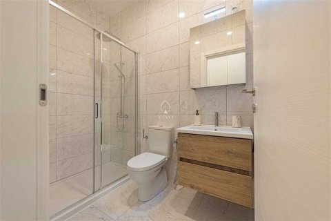2 bedrooms Apartment in Mesa Geitonia, Cyprus No. 77692 14