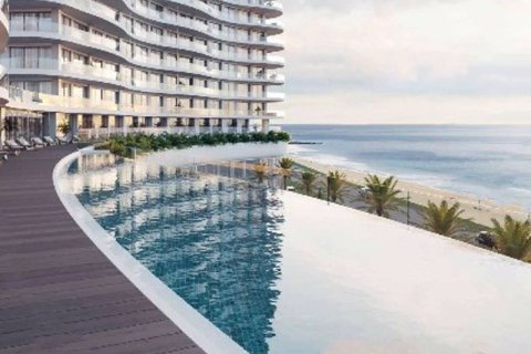 3 dormitorios Apartment en Limassol, Cyprus No. 37044 2