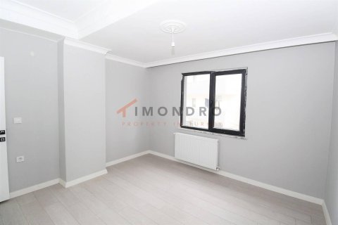 5+1 Apartment in Eyup, Turkey No. 17260 10