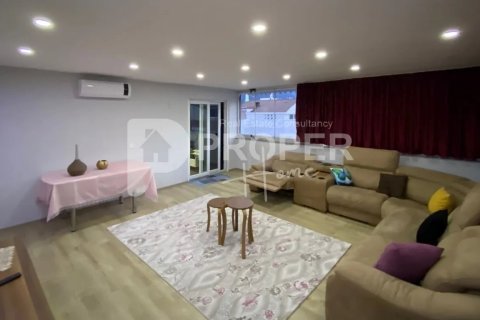 5 rooms Apartment in Konyaalti, Turkey No. 11472 7