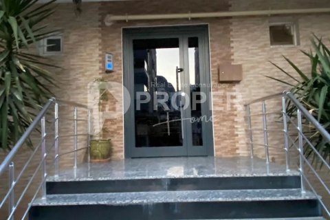 5 rooms Apartment in Konyaalti, Turkey No. 11472 3