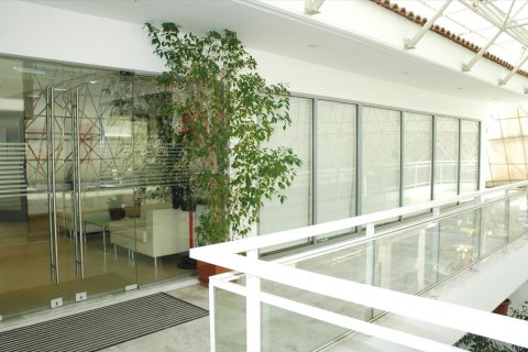 265m² Business in Glyfada, Greece No. 60045 12