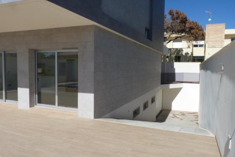 5 bedrooms Villa in Torre de la Horadada, Spain No. 26017 3