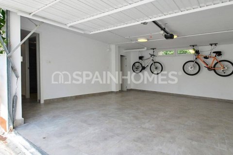 5 bedrooms Villa in San Fulgencio, Spain No. 26549 20