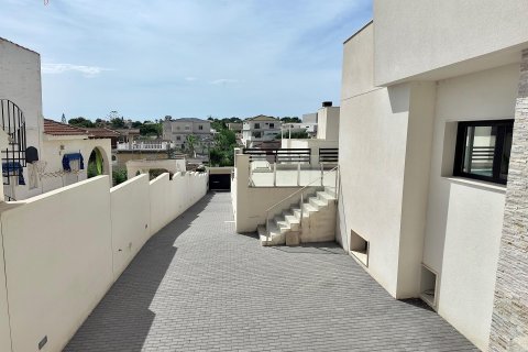 5 chambres Appartement à Los Balcones, Spain No. 26587 14