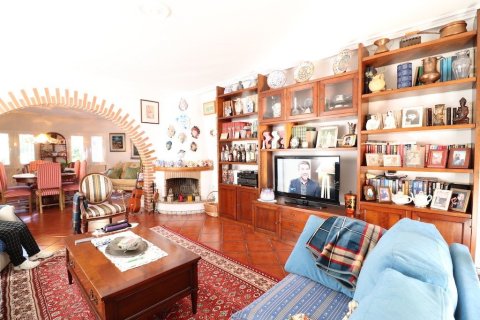 5 bedrooms Apartment in El Chaparral, Spain No. 27677 9