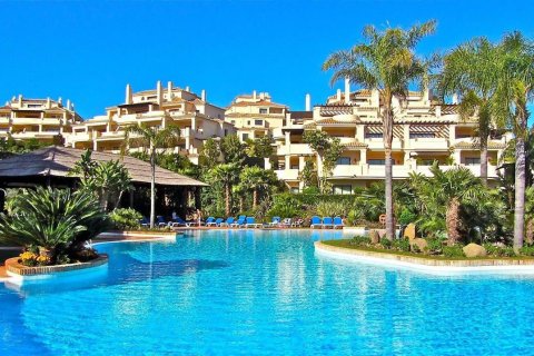 4 bedrooms Duplex in Benahavis, Spain No. 27630 1