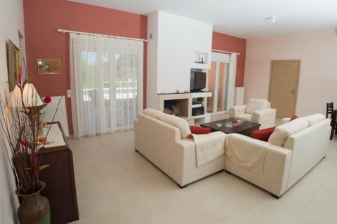 5 bedrooms Villa in Corfu, Greece No. 59866 11