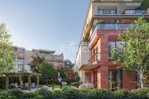 4+1 Apartment in Istanbul, Turkey No. 20381 18