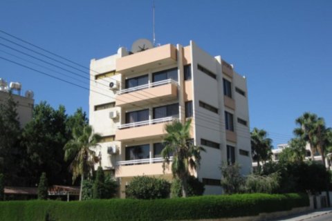 650m² Commercial property en Limassol, Cyprus No. 50086 2