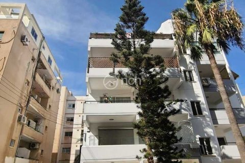 3 bedrooms Penthouse in Limassol, Cyprus No. 41316 14