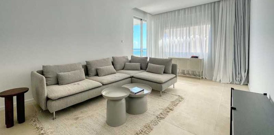 3 dormitorios Apartment en Limassol, Cyprus No. 41319