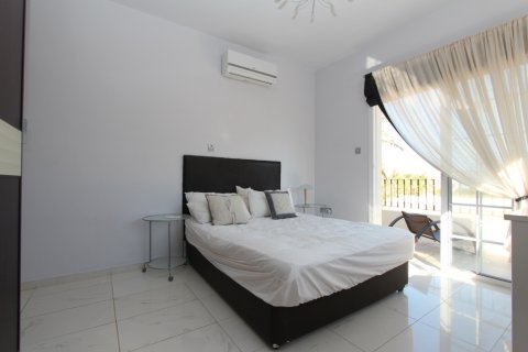 4 dormitorios Villa en Paralimni, Cyprus No. 36587 10