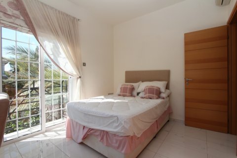 4 dormitorios Villa en Paralimni, Cyprus No. 36587 20