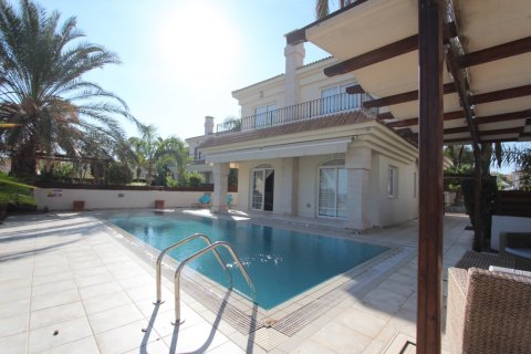 4 bedrooms Villa in Paralimni, Cyprus No. 36587 24