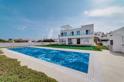 4 dormitorios Villa en Paralimni, Cyprus No. 36531 1