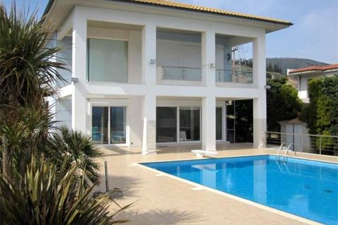 4 bedrooms Villa in Aetolia-Acarnania, Greece No. 60122 1