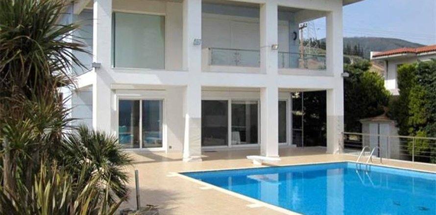 4 bedrooms Villa in Aetolia-Acarnania, Greece No. 60122