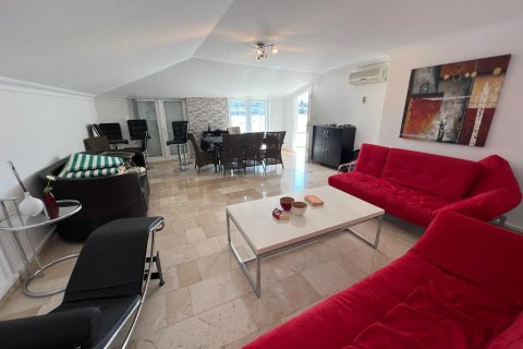 5 rooms Apartment in Tosmur, Turkey No. 21885 30