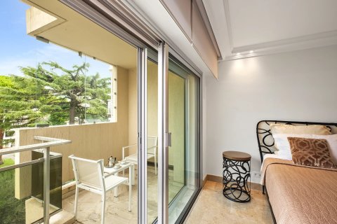 2 dormitorios Apartment en Cannes, France No. 68034 6