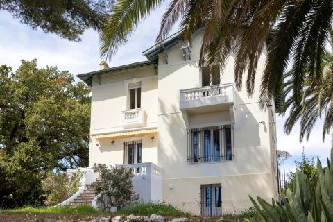 5 dormitorios House en Antibes, France No. 68039 11