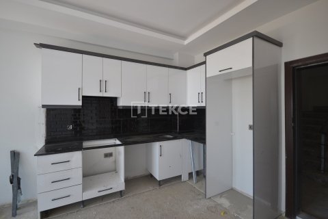 2+1 Penthouse en Alanya, Turkey No. 23616 9