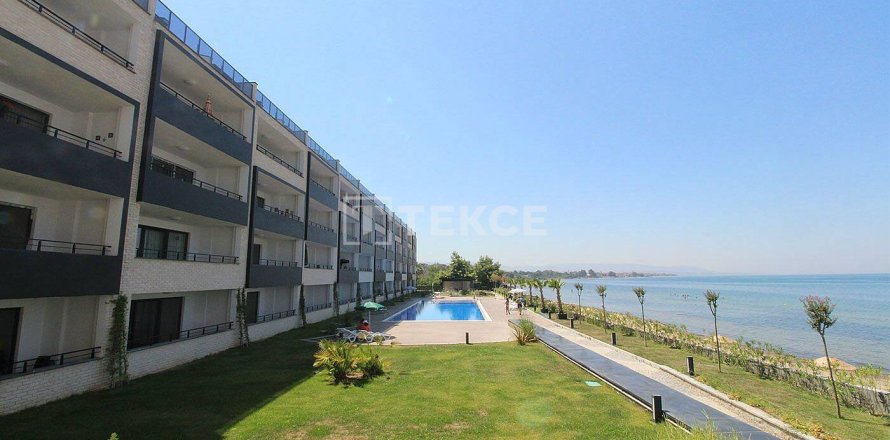 2+1 Apartment en Ciftlikkoy, Turkey No. 23627