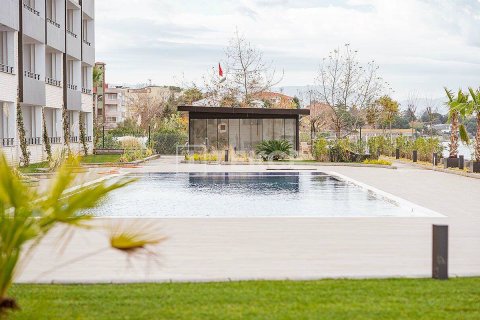 2+1 Apartment en Ciftlikkoy, Turkey No. 23627 5