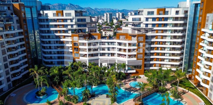 0+3 Apartment in Konyaalti, Turkey No. 12279