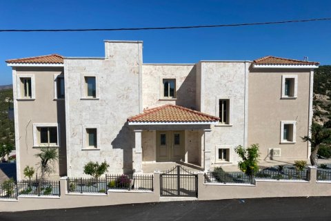 6 dormitorios Villa en Paphos, Cyprus No. 38099 2