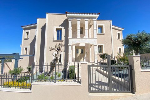 5 dormitorios Villa en Paphos, Cyprus No. 38101 1